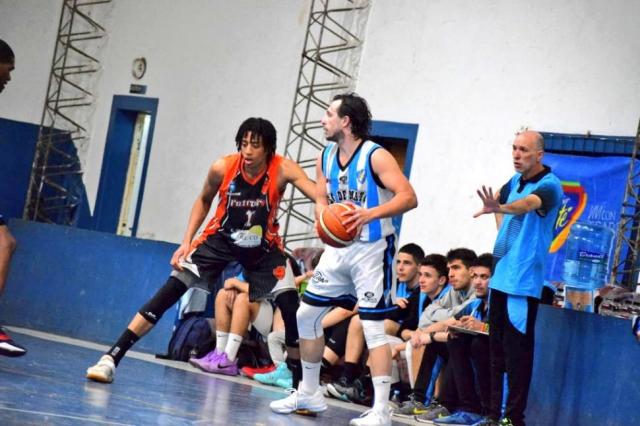 Viedma se qued� con el cuadrangular portuario