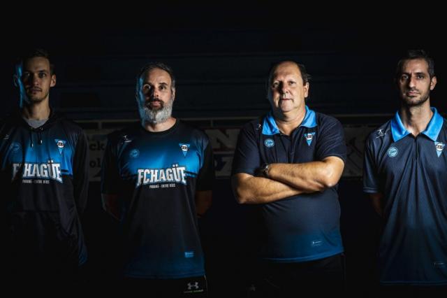 Echag�e se mueve en el mercado