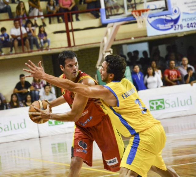 Quilmes sum a Calvi y renov a Romero