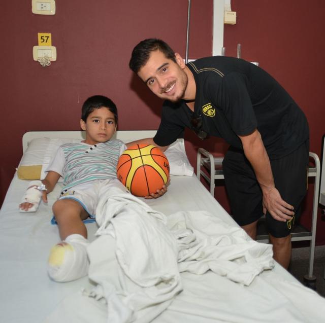 Los finalistas del Sper 8, unidos por los chicos