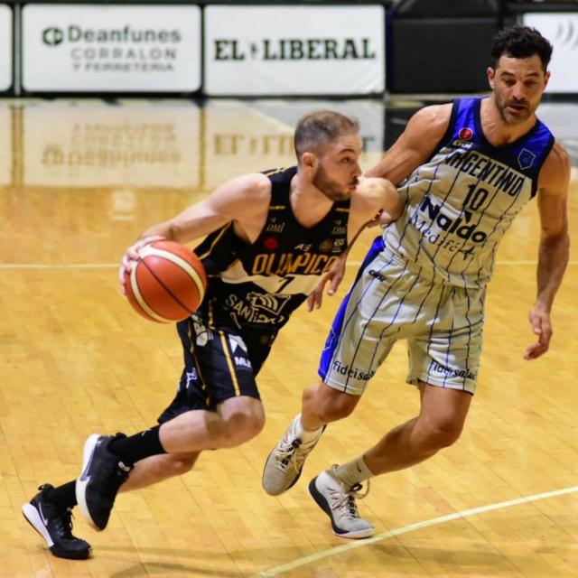 A paso firme